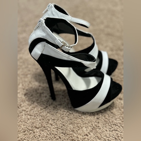 Lilliana black white peek toe 6 inch heels - Picture 3 of 7